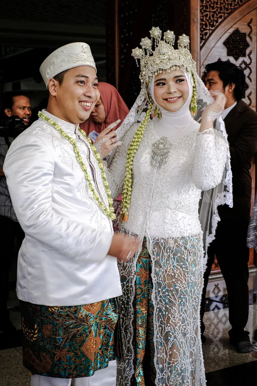 Dibuat untuk pernikahan Indonesia
